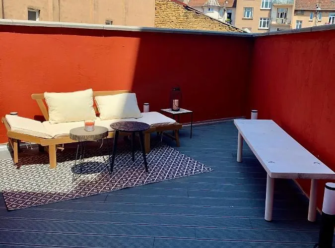 Chez Tess Апартаменты Мец